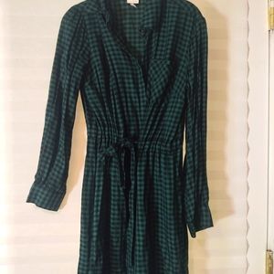 Plaid green and black dress 😍